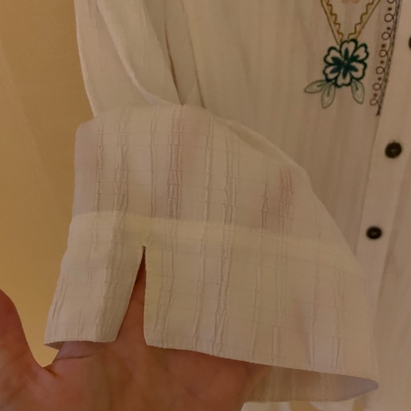 VINTAGE Embroidered Ivory Beige Button Up Top - Picture 5 of 7